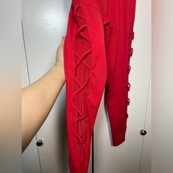 BuffBunny | Red Cross My Heart Leggings Mesh Panel Criss Cross Size Medium - Picture 6 of 8